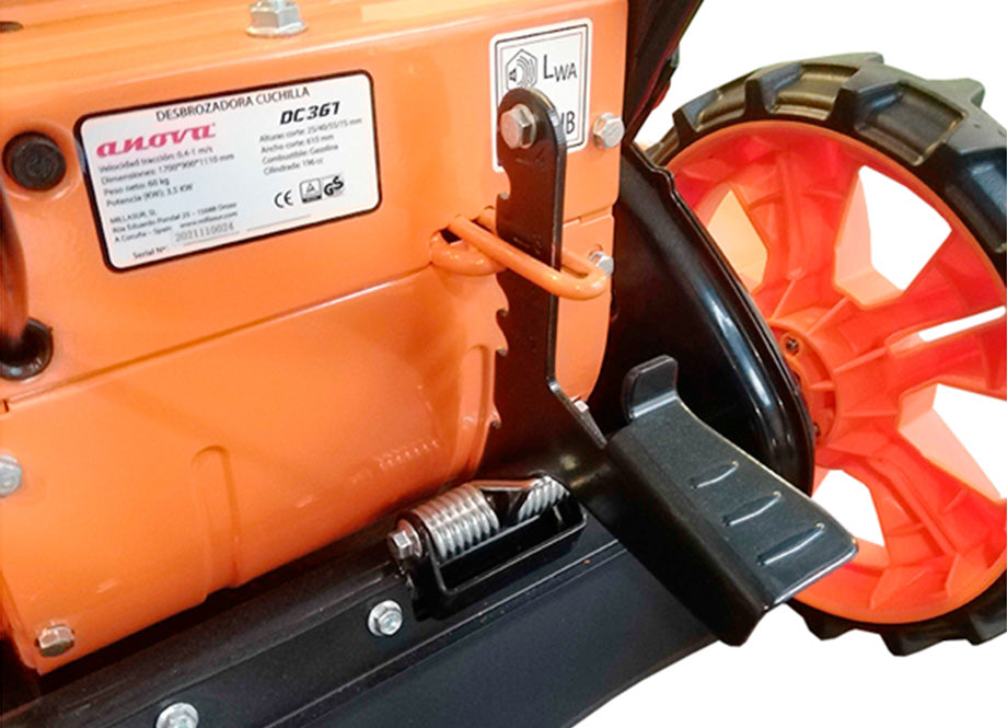 Desbrozadora De Cuchilla ANOVA 5 HP - 61 Cm (autopropulsado)